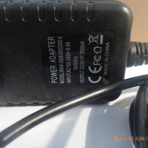 Power Adapter RXW-0698-0502000-E Input AC100-240V-0.5A Output DC5V-2000mA - Picture 5 of 6
